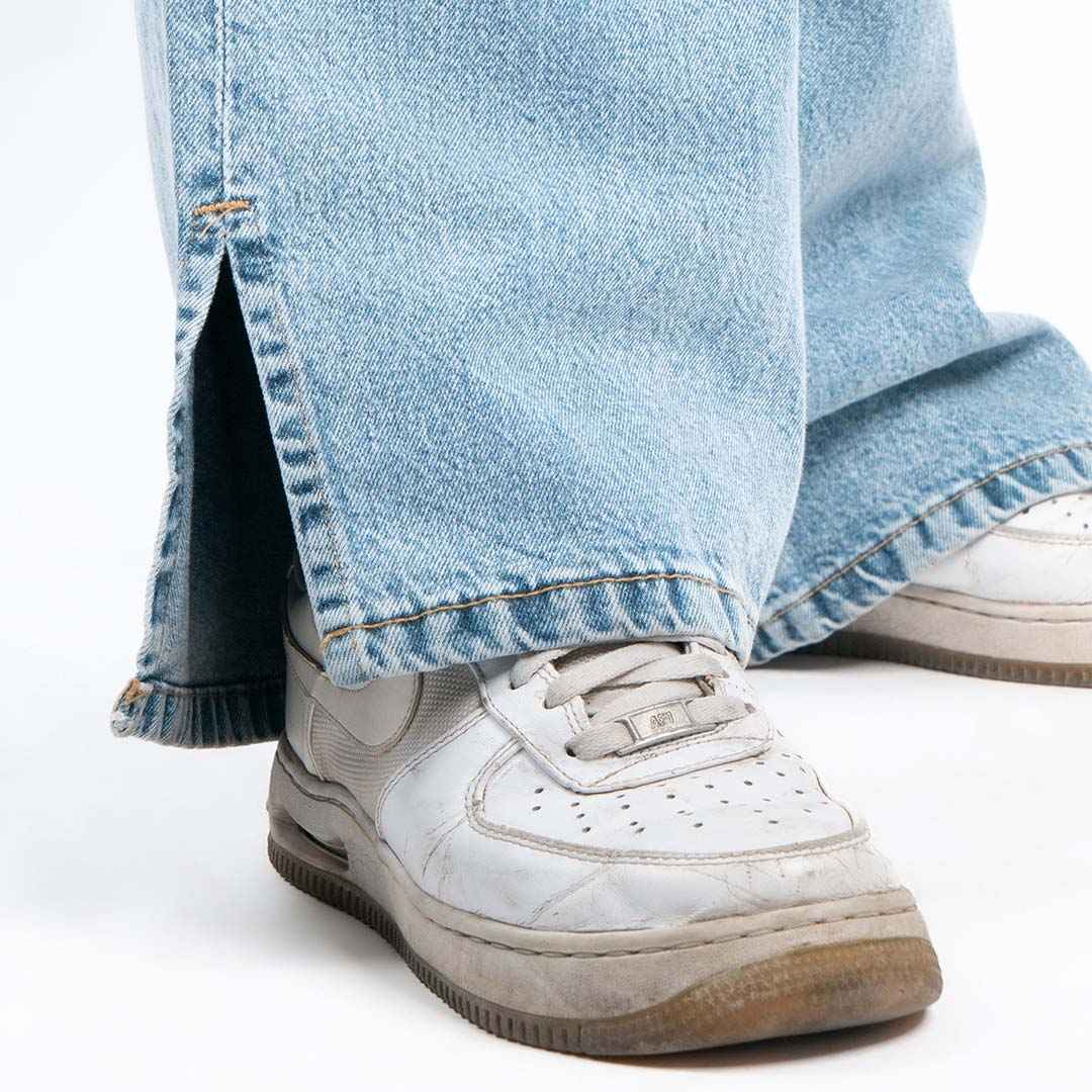 Y2K Statement Baggy Jeans (Light Wash)