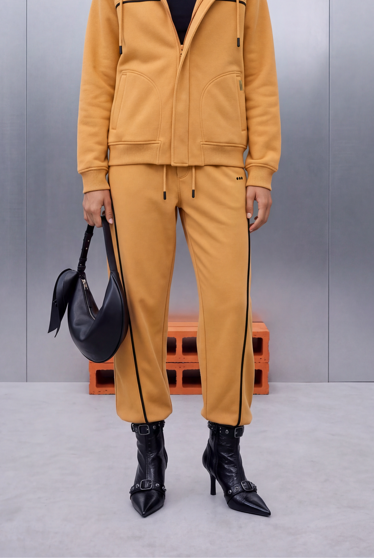 Comrade Fit – Sahara Beige Trouser