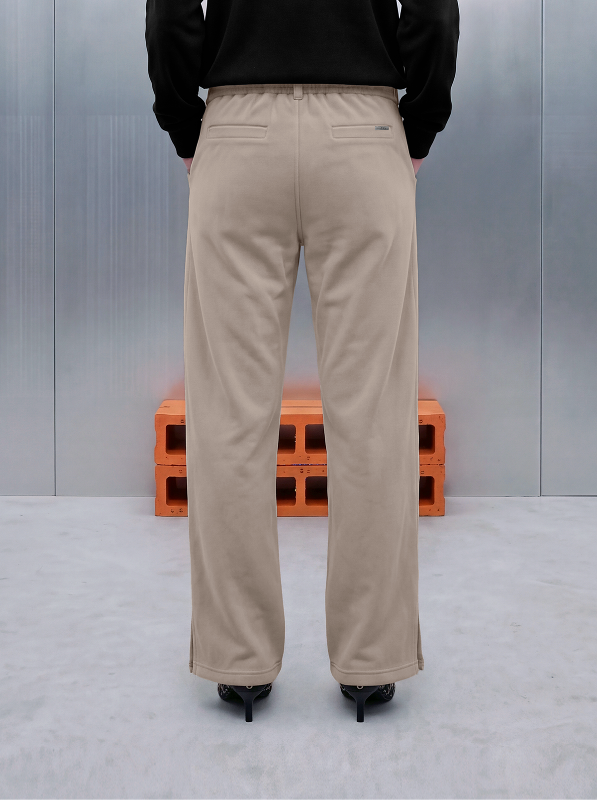Merino Rodeo Trouser – Caviar Cream