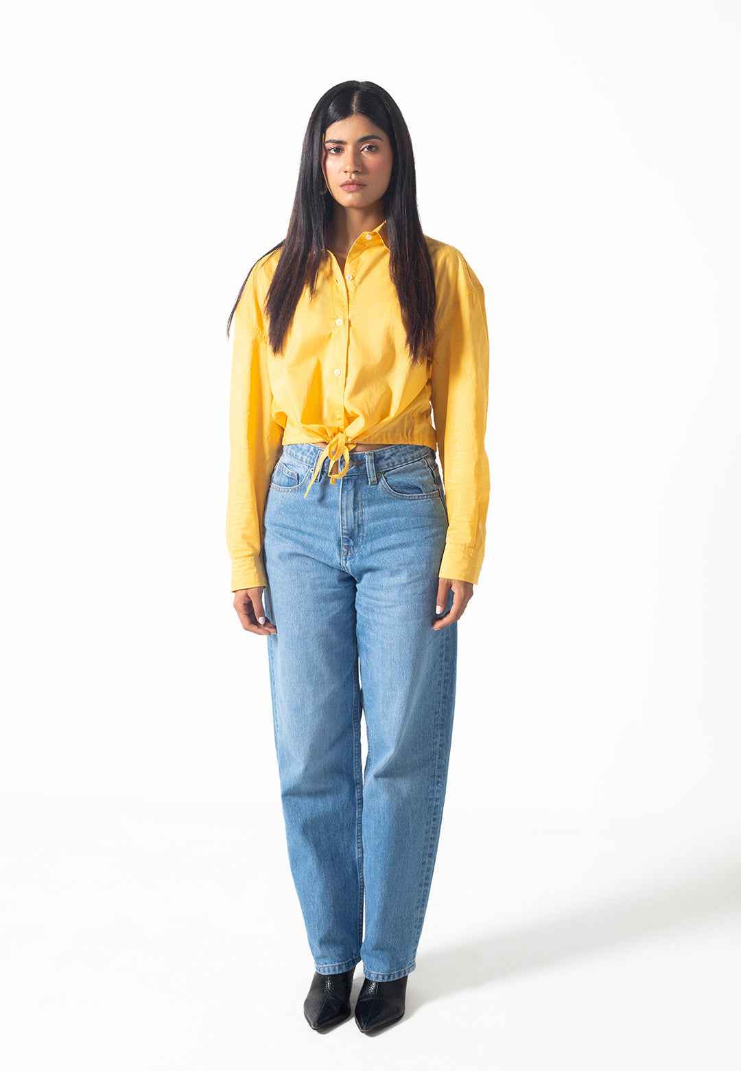 Mo Fit – Crop Tie-Up Shirt