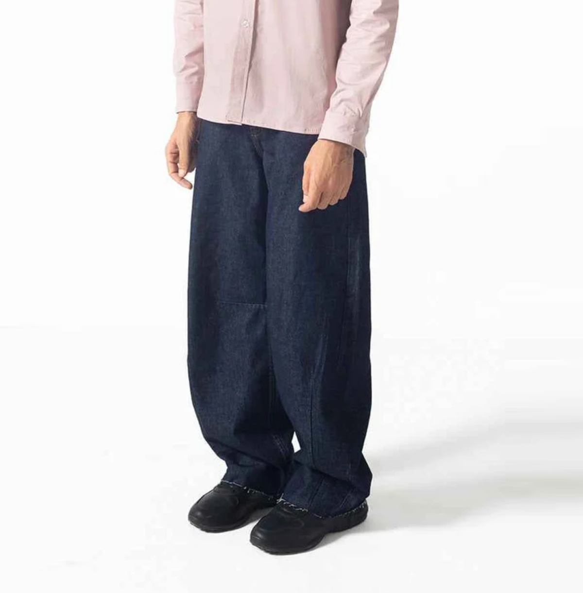 Horseshoe Fit – Curved Baggy Jeans