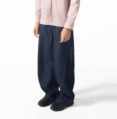 Horseshoe Fit – Curved Baggy Jeans