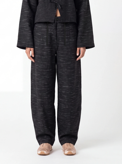 Relaxed Trousers – Horseshoe Fit – Black Linen