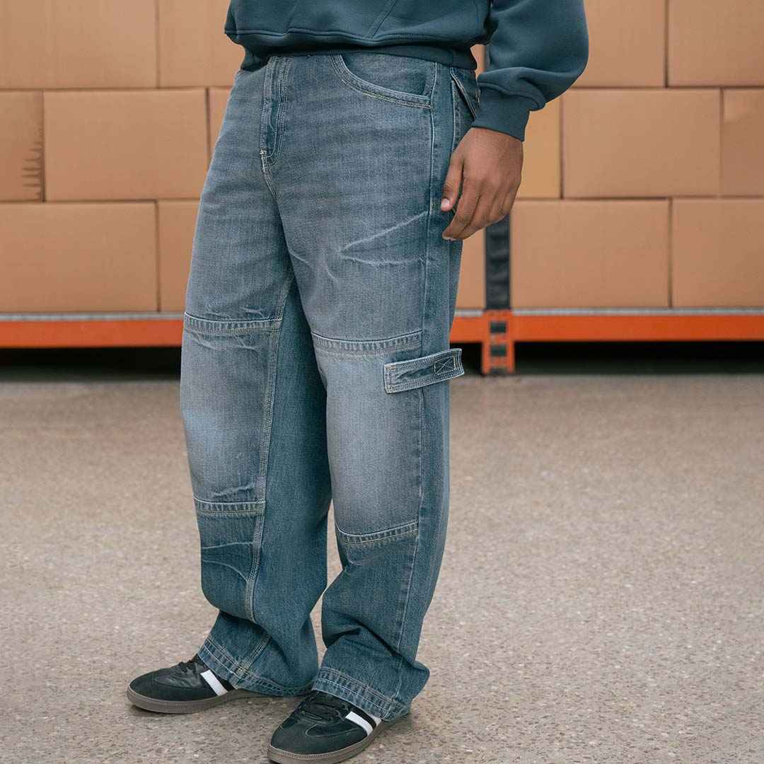 Embroidered Baggy Jeans